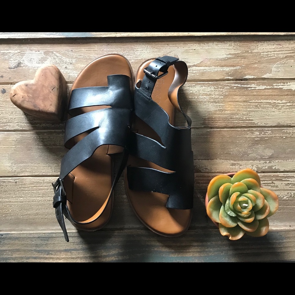 Black sandals